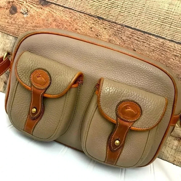 Vintage Dooney and Bourke purse - Picture 2 of 8